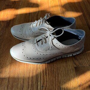 Women's COLE HAAN Zerogrand Wing Leather Oxfords. Size 8.5 narrow